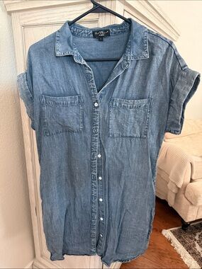 Velvet Heart Denim Button-Up Mini Dress in Light Blue